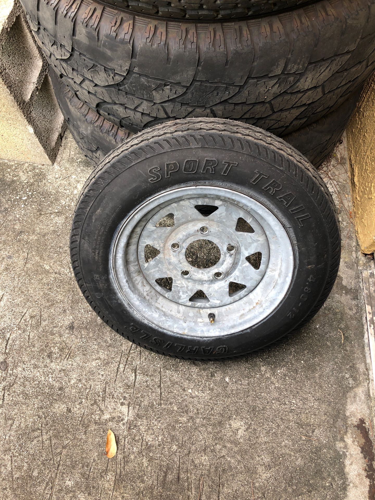 Trailer tire