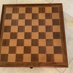 Chess Set With Storage Drawer, Cats And Dogs Resin, Chessmen On Walnut And Maple, Brand New Never Used. PICK UP ONLY !