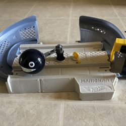 Hot Wheels Mario Kart Chain Chomp