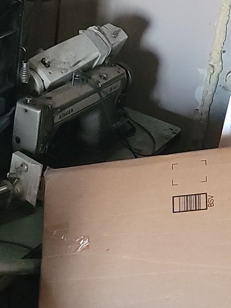 Professional Sewing Machines