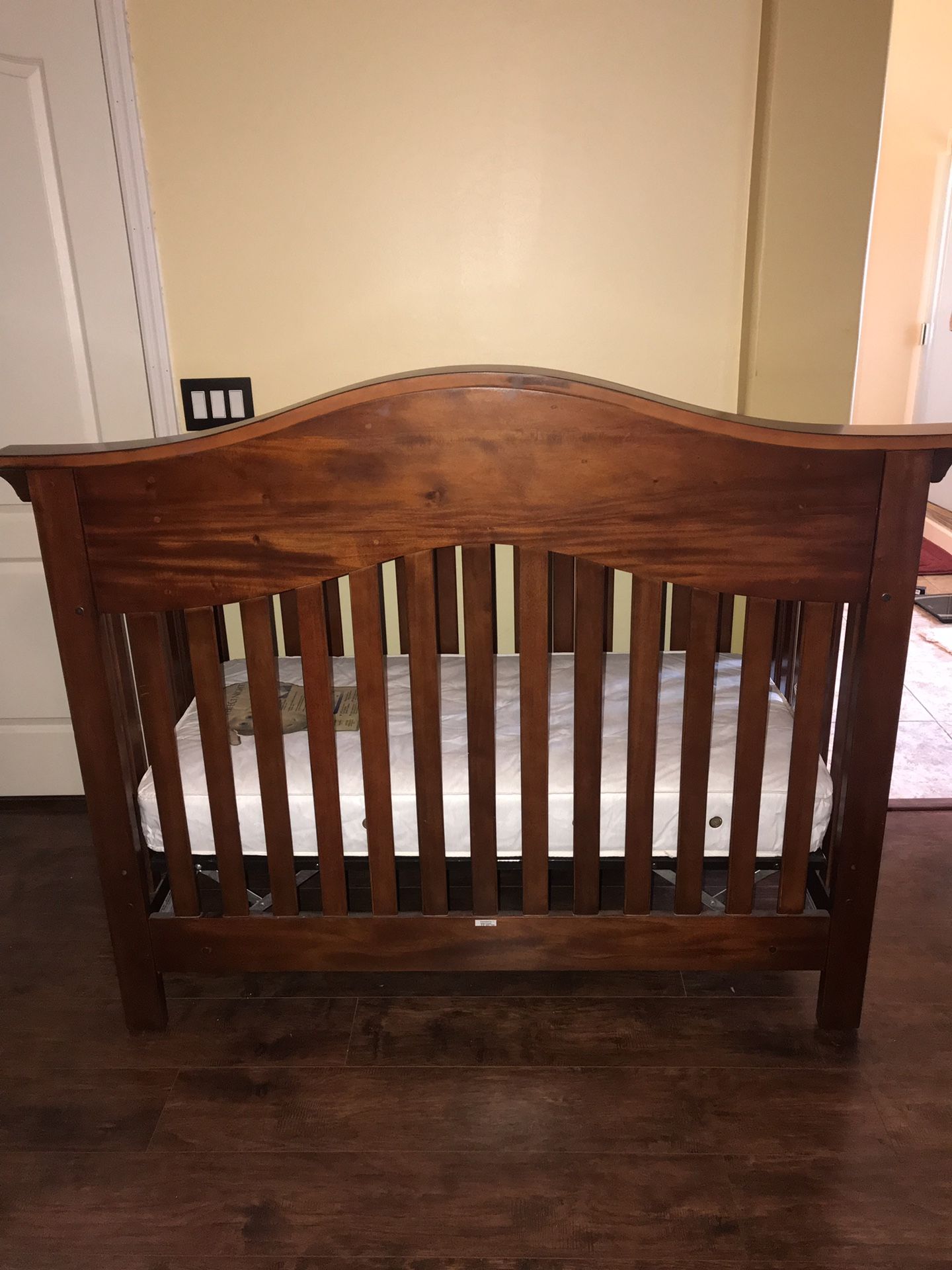 Baby Caché 4 in 1 Lifetime Crib for Sale in Phoenix, AZ OfferUp