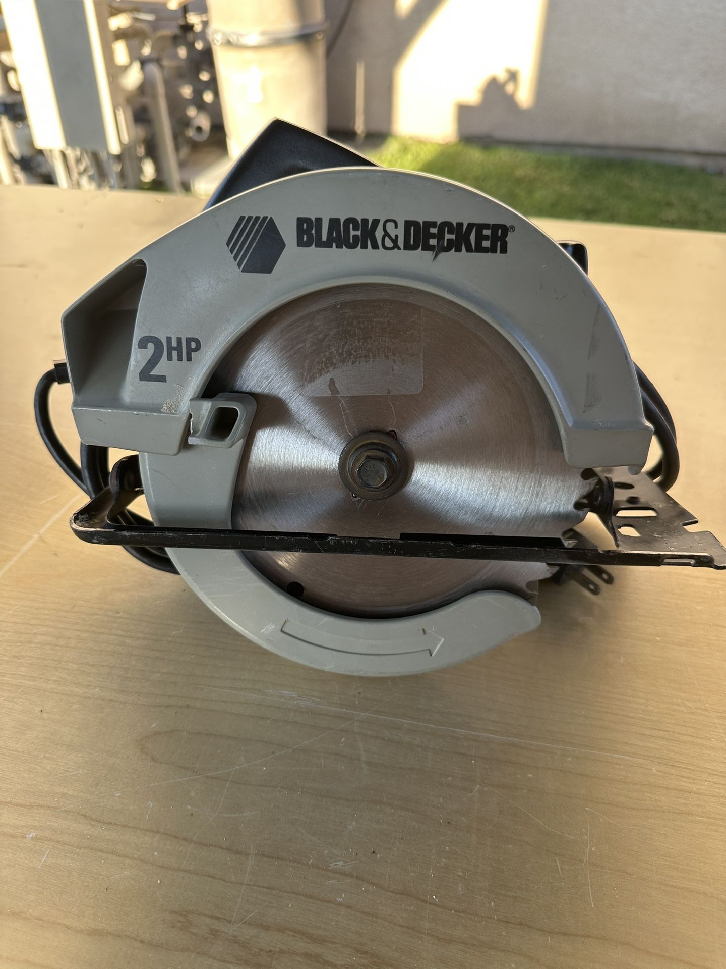 Black & Decker Saw