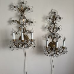 Vintage Pair Of Wall Sconce 