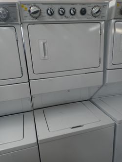 Whirlpool 27" unitized washer and gas dryer stack - Free delivery