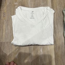 H&M shirt size men’s large