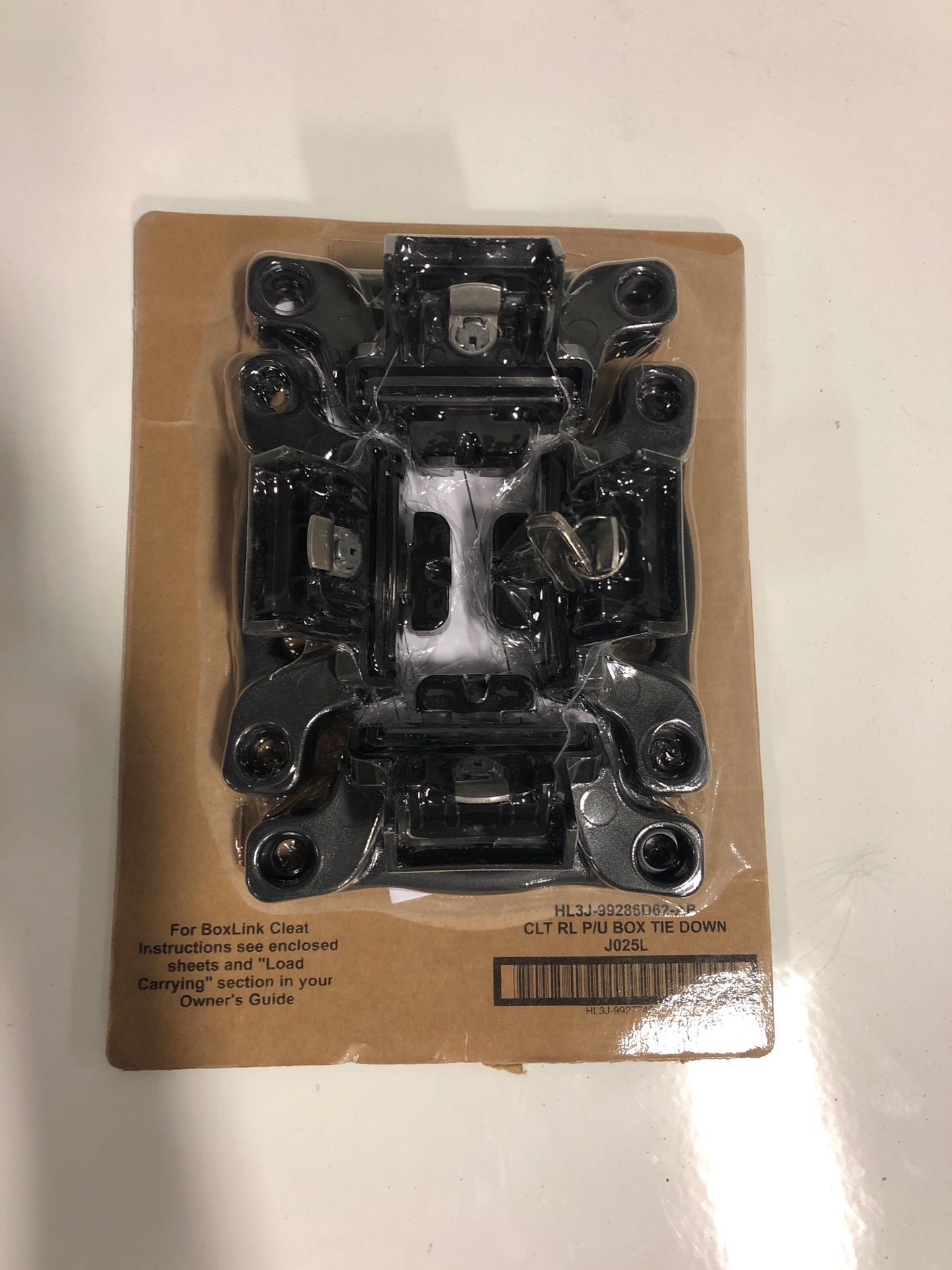 Ford Box Link BoxLink Cleat HL3J-99286D62-AB