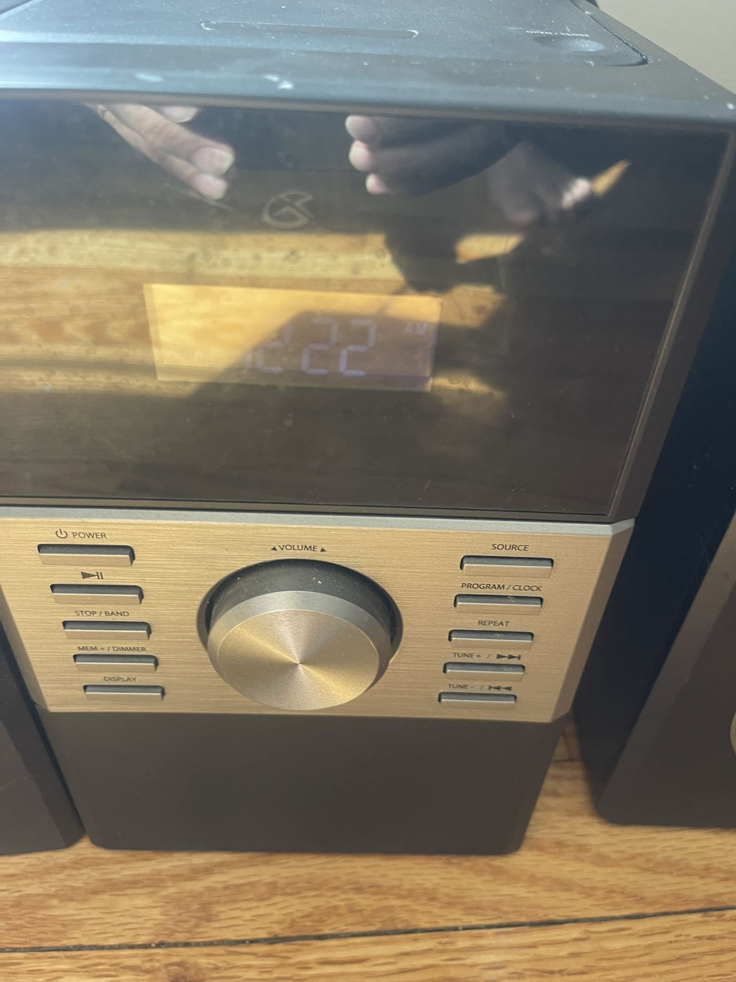 Home Music System - HC425B