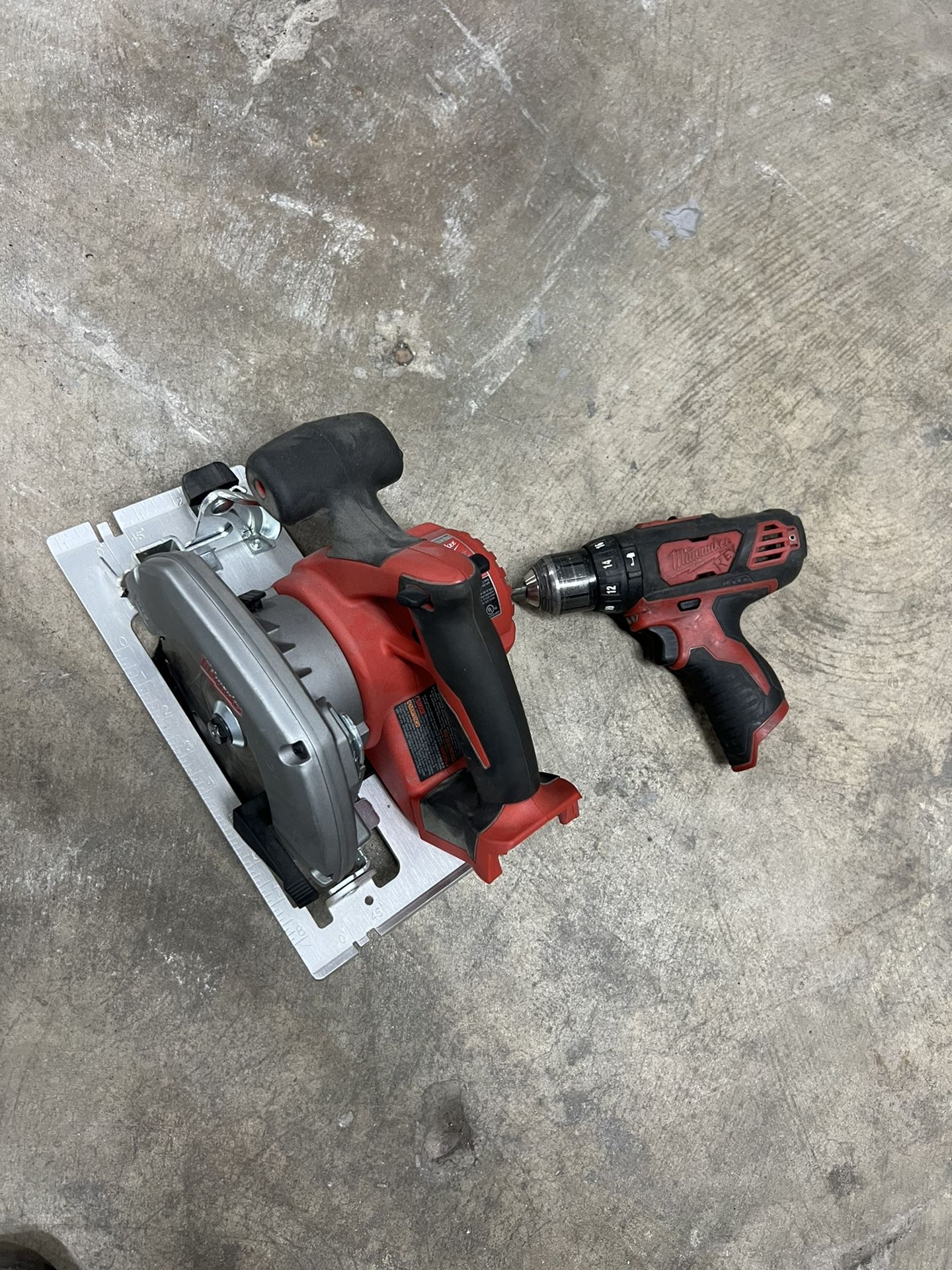 Cordless Saw And Drill Driver