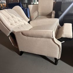 Wingedback Recliner