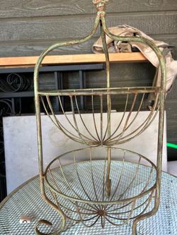 2 tier fruit basket
