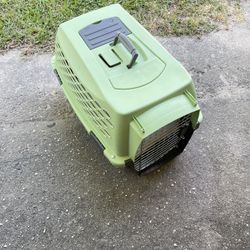 Pet Carrier (Medium)