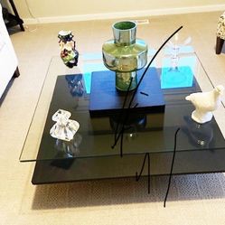 MODERN COFFEE TABLE