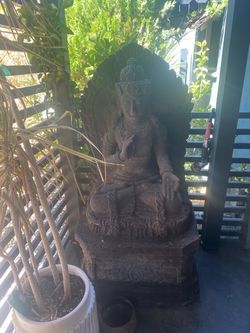 Statue
