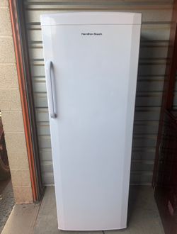 White Hamilton Freezer