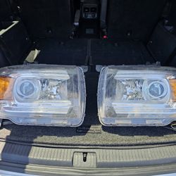 2021 Canyon At4  Headlights 