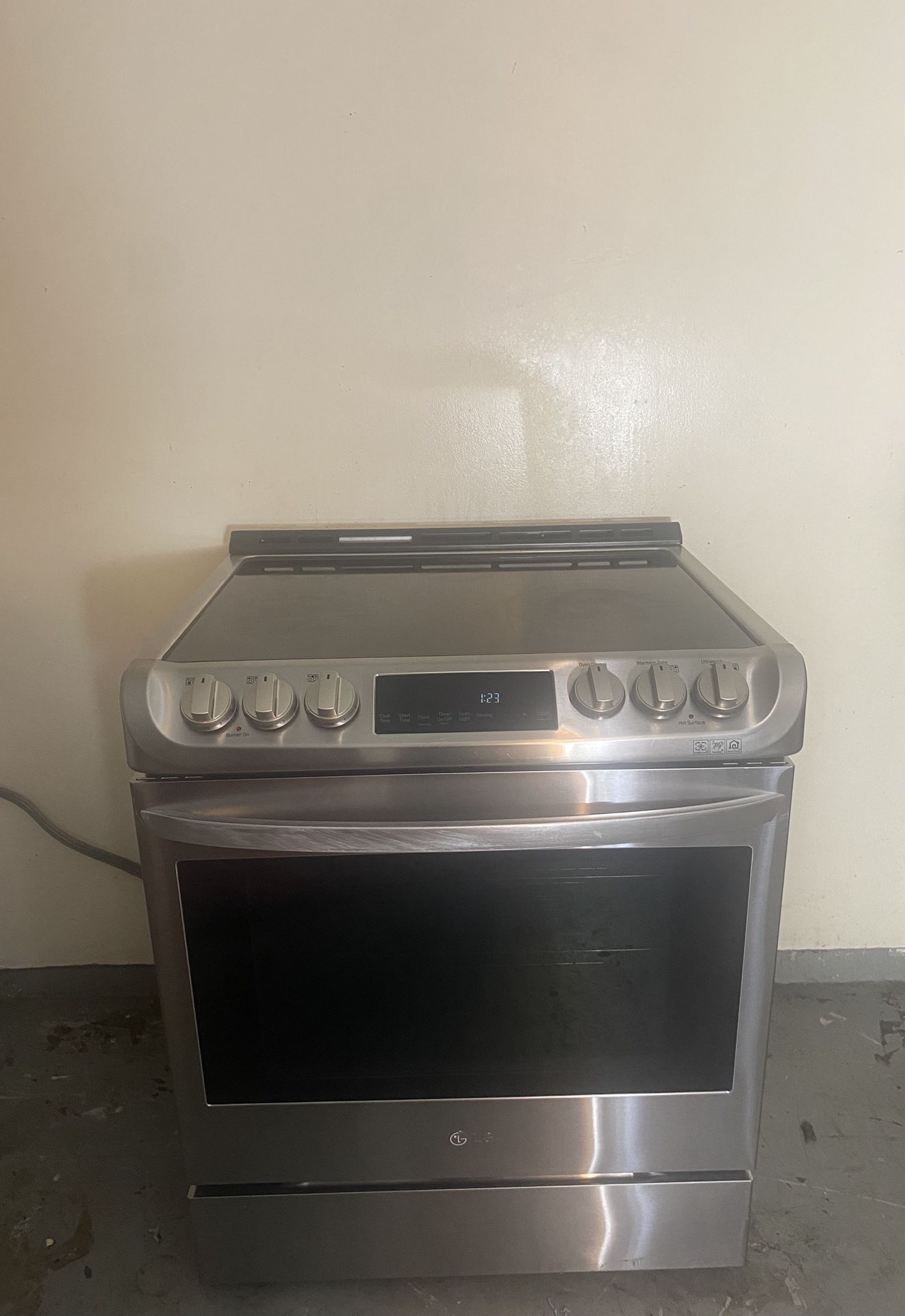 LG Glass Cooktop Electric Range