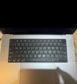2021 Apple MacBook Pro M1 16-Inch Display 1 TB Storage Gray