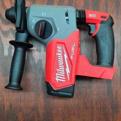 Milwaukee M18 FUEL 18V Lithium-Ion Brushless Cordless 1 in. SDS-Plus Rotary Hammer (Tool-Only)