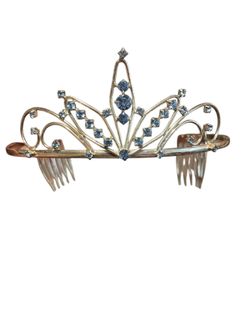 Tiara 
