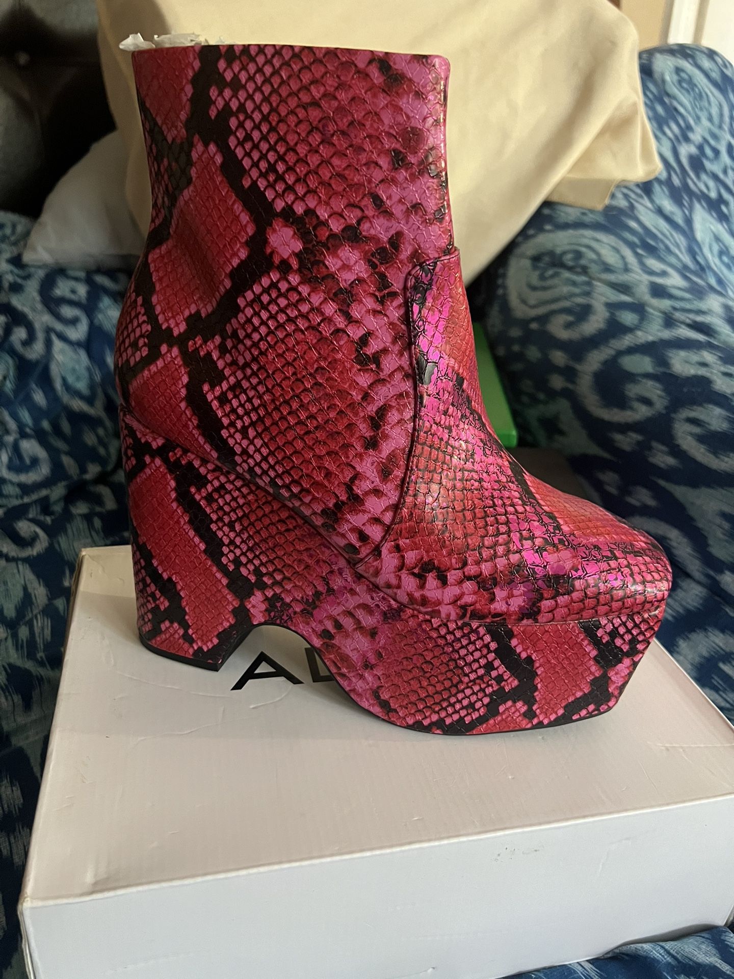 Pink Snake Skin Chunky Boots Size 9