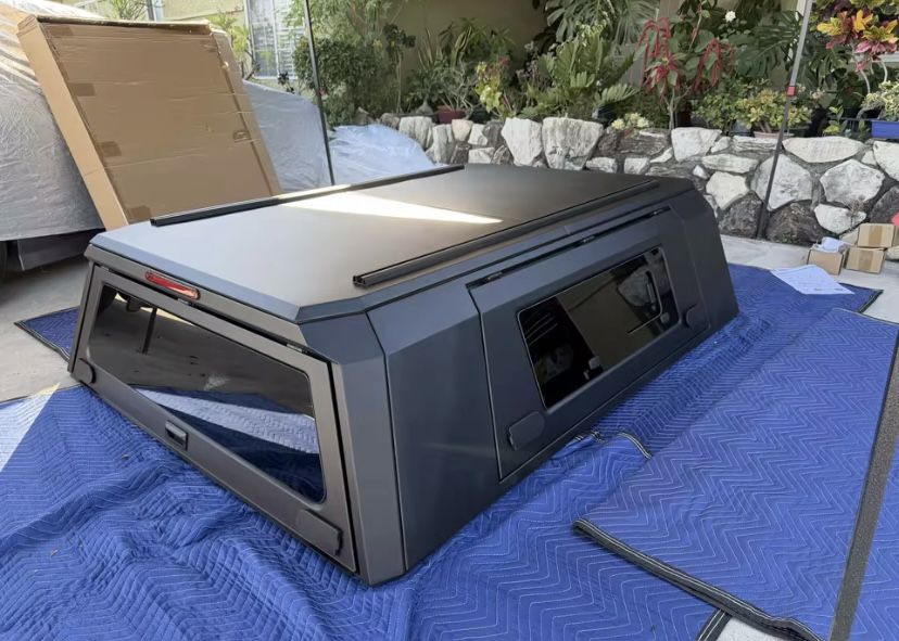 Truck Canopy Toyota Tacoma 5.5ft 2016-2024 and 6.ft