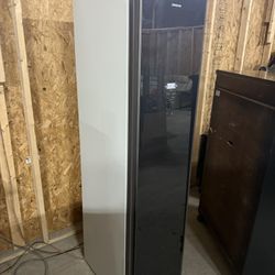 Samsung Smart AirDresser - Delivery Available!