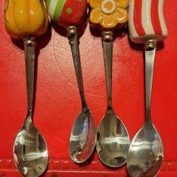 Home Interior. Cucharas Nuevas. De 4 Estaciones 