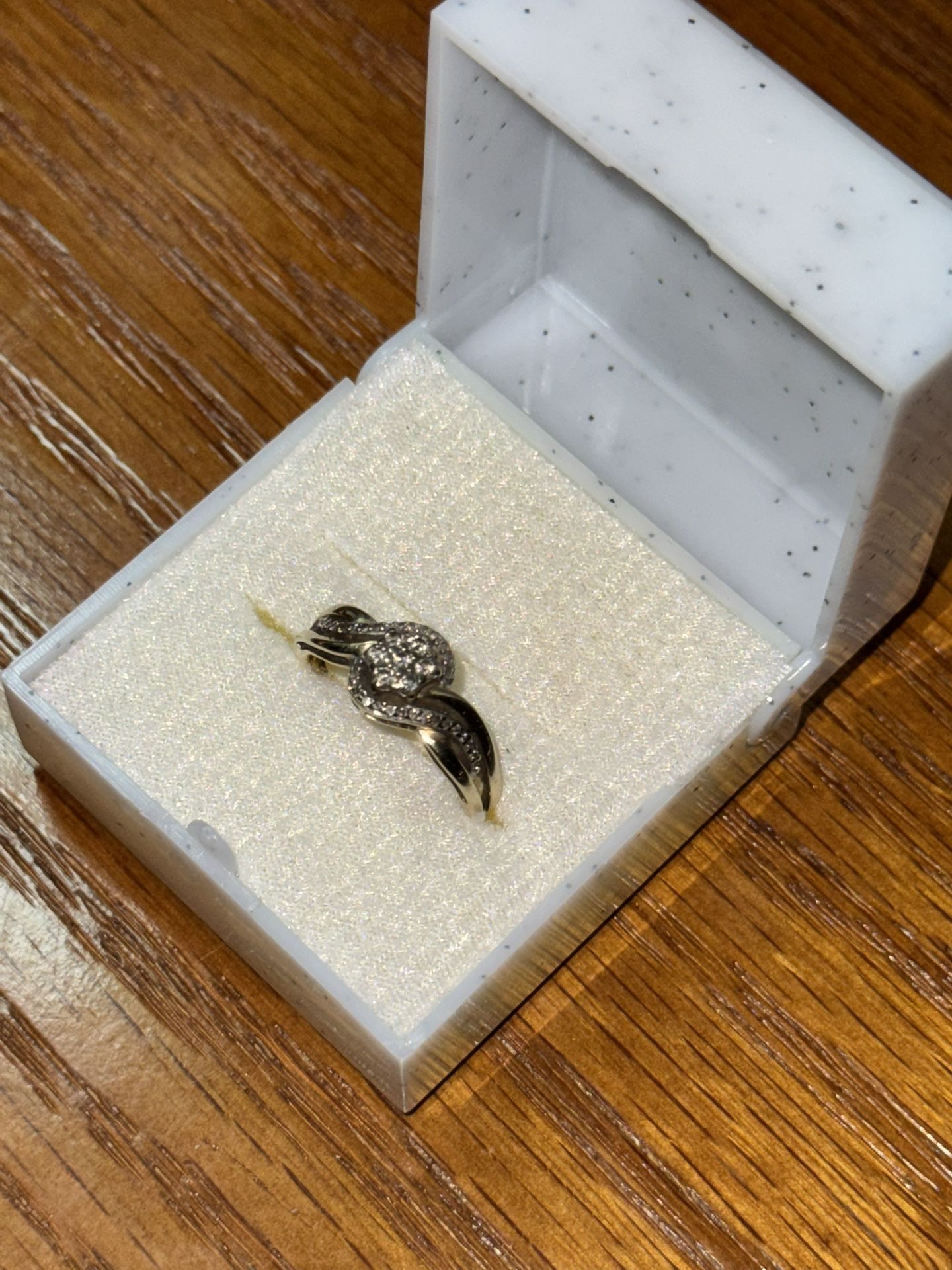 10k diamond gold infinity ring