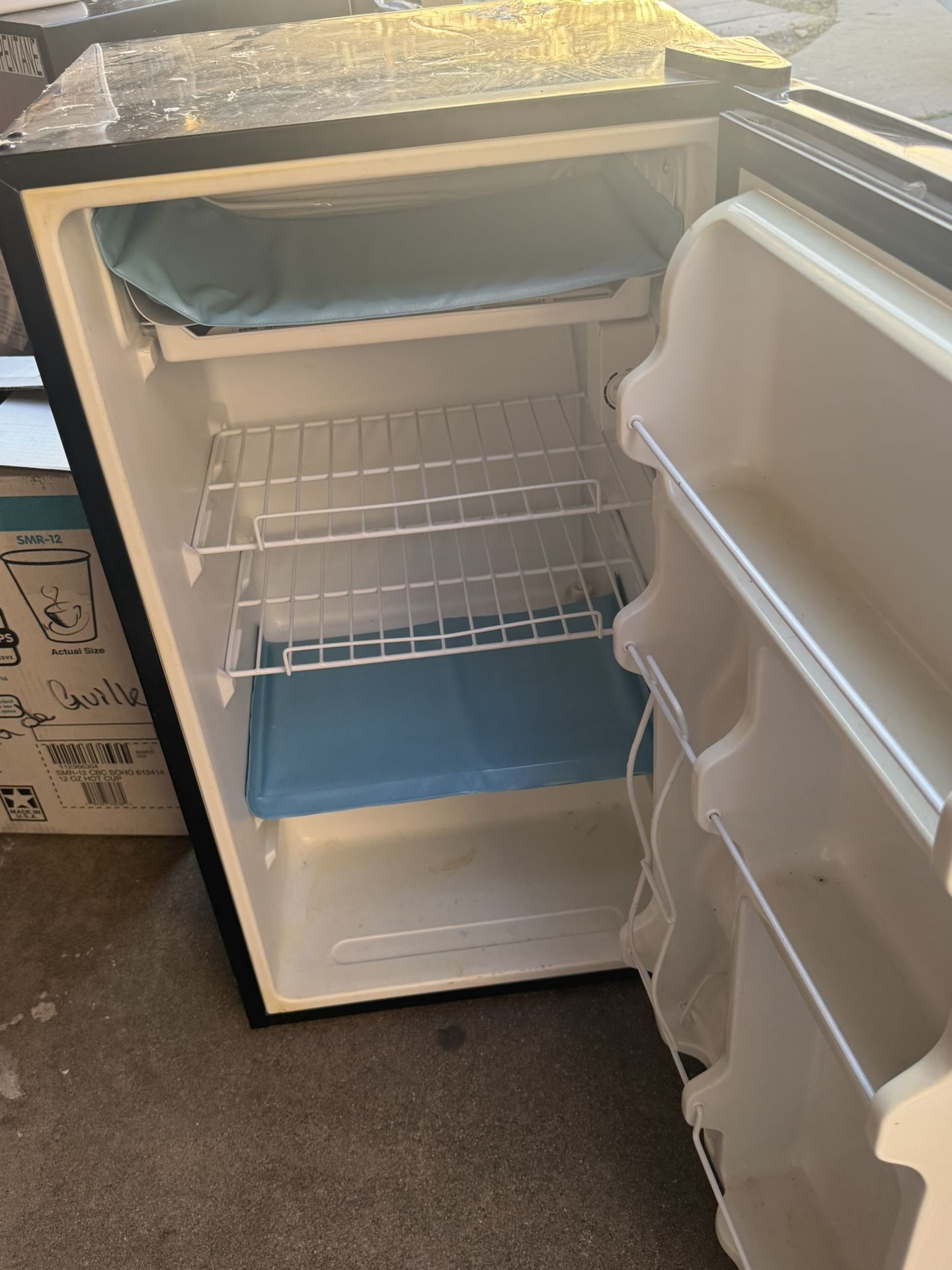Mini Fridge