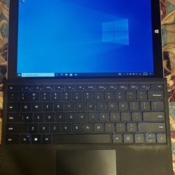 Microsoft Surface Pro 4 8GB RAM 256GB Memory Windows 10