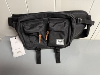 Herschel Eighteen Crossbody Hip Pack