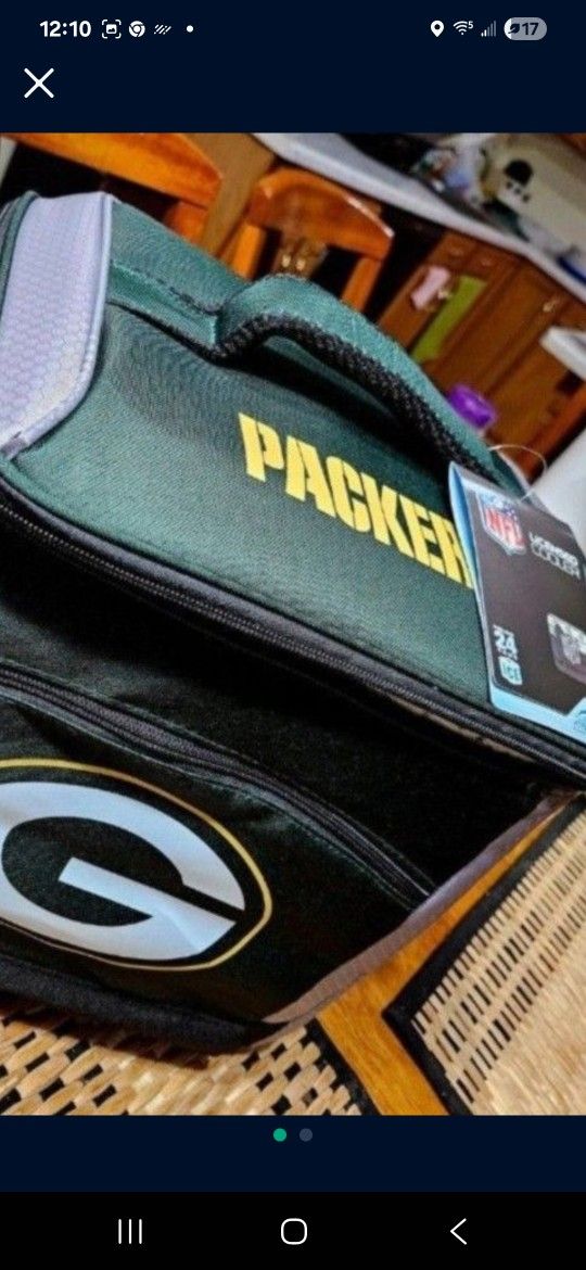 New, NFL Tags, 24 can Green Bay Packers cooler. Firm.