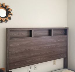 Wood-Grain Queen size bed frame and headboard