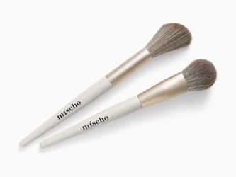 Set of two brand new mischo beauty brushes makeup brush set