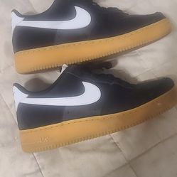Nike AIR Force 1 (Black, White, Gum Sole)