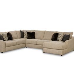 Brand New! 4pc Large Luxury Sectional 😍/ Take It Home With Only $39down/ Hablamos Español Y Ofrecemos Financiamiento 🙋‍♂️ 