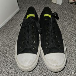 Converse Sneakers Size 8 Men's Black & White