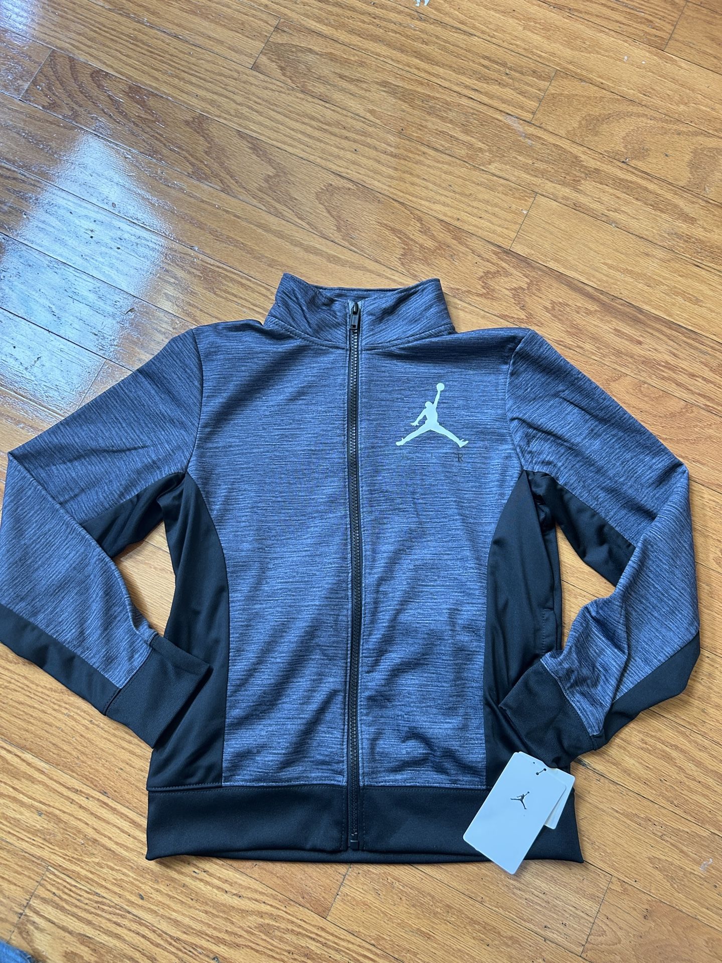 NWT Jordan boys full zip Jacket size M 10/12 yrs