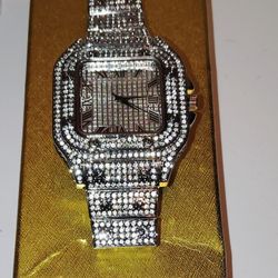 Halukakah Moissanite Diamond 
Watch for Men - The KINGDOM