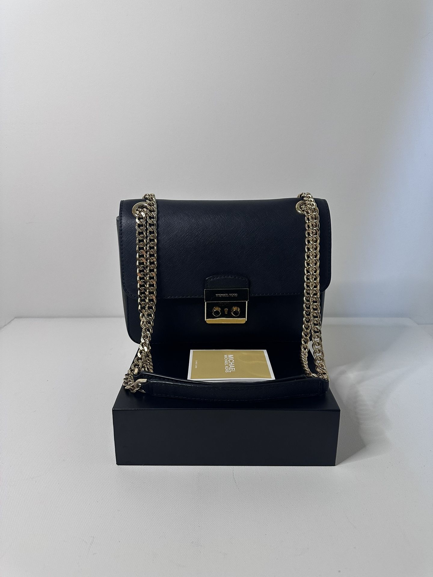 MICHAEL KORS Handbag Women’s Black & Gold Shoulder Bag (Authentic)