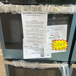 GE JTD3000SNSS: 30-inch Smart Built-In Double Electric Wall Oven