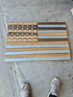 USA  WOOD  FLAG