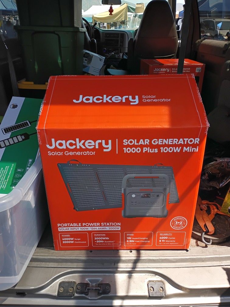 Jackery Solar 1000 Plus Mini