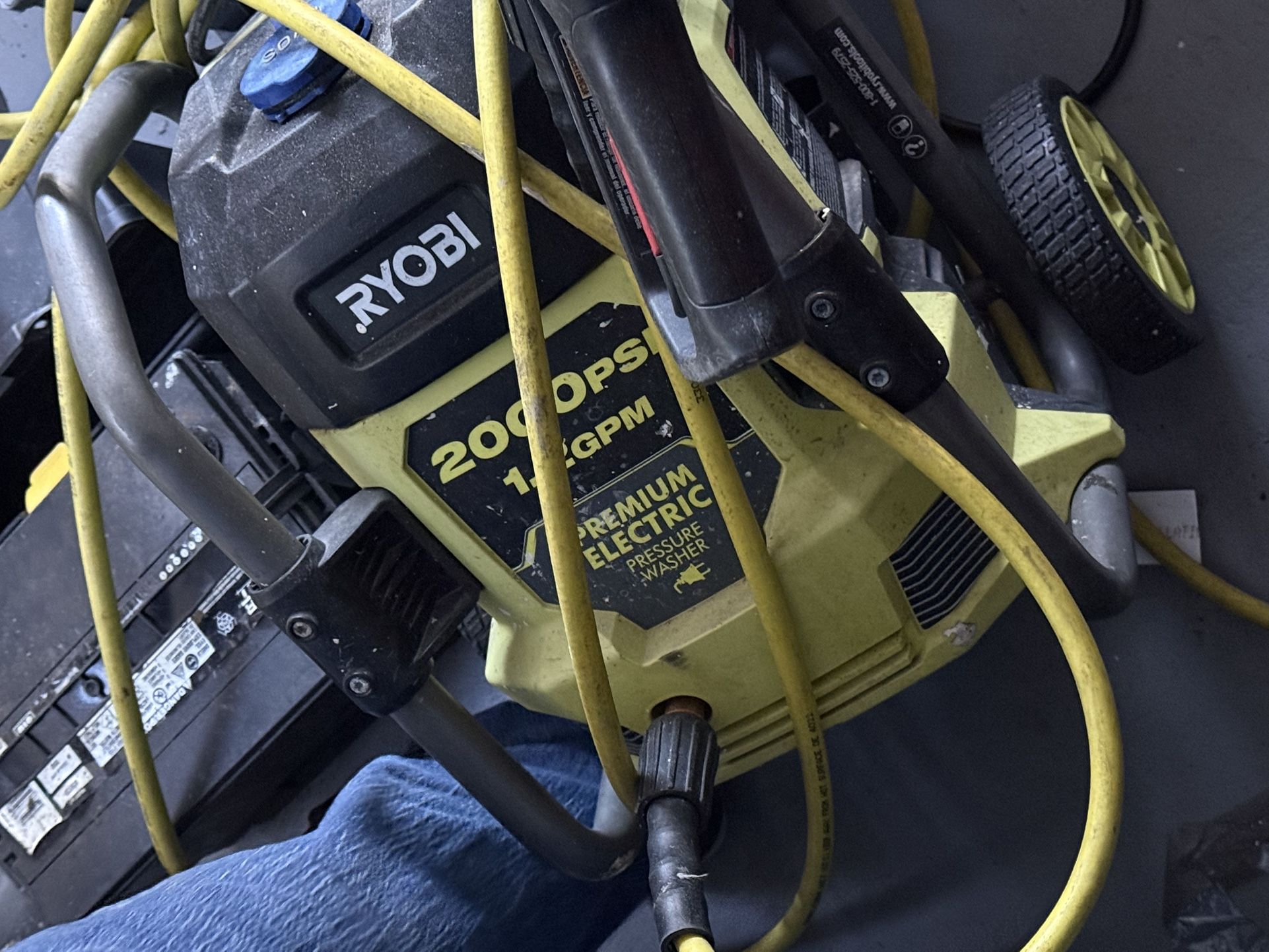 Pressure Washer