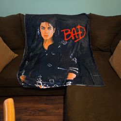 Michael Jackson BAD  throw
