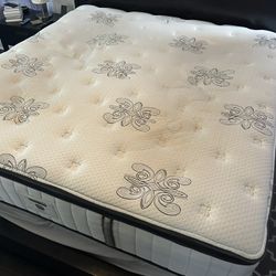 King Size Mattress And Box Spring