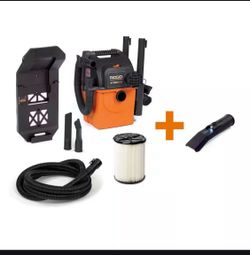 Portable wall mount vacuum
