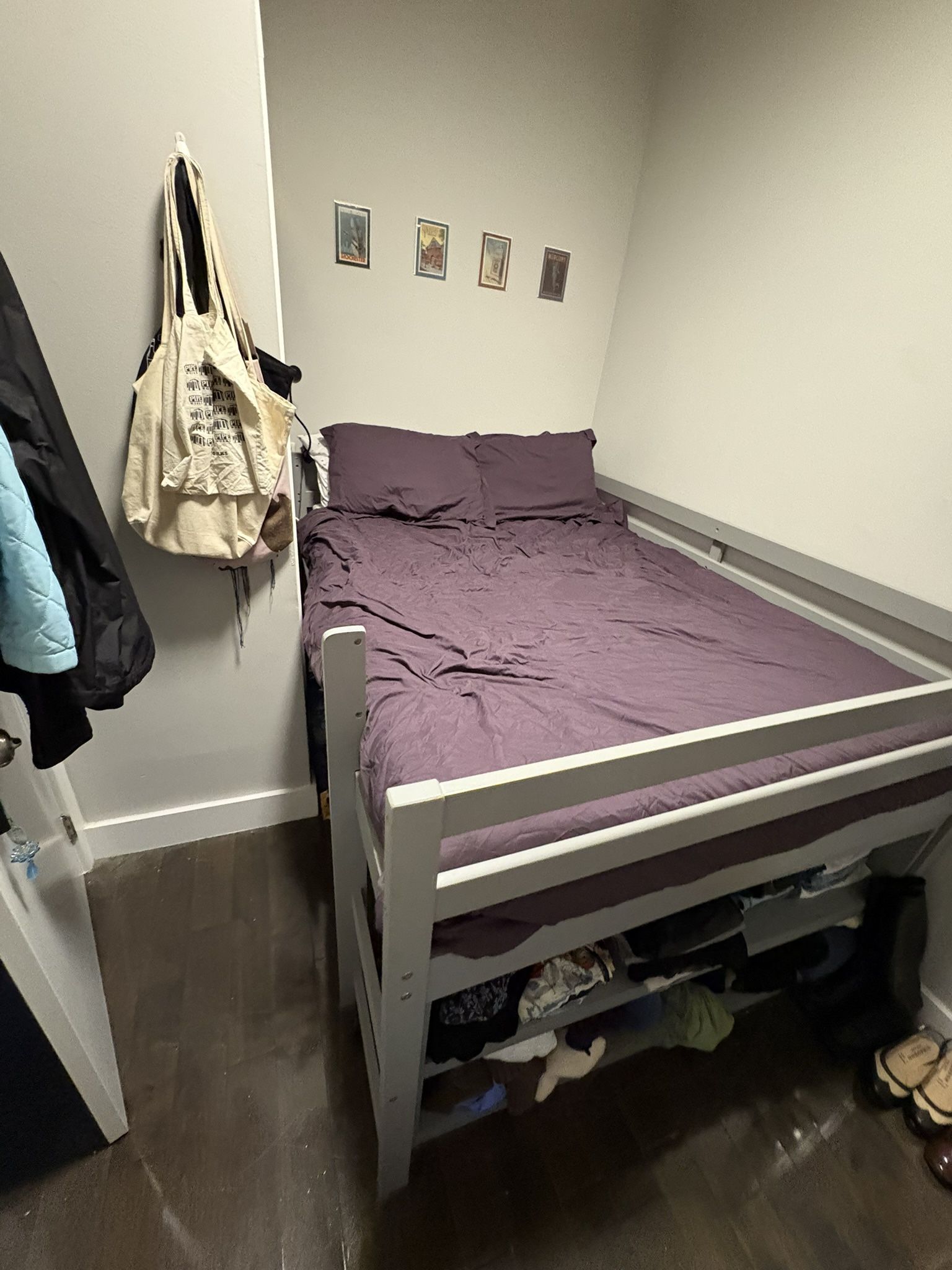 Full Bed Frame : Lofted With Shelves 