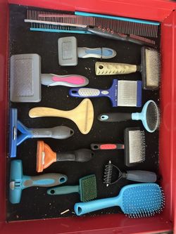 Professional Grooming Brushes, New & Used — All Proceeds Help With Medical Expenses 