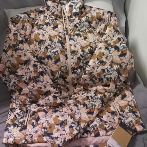 Woman's Large North Face Jacket 